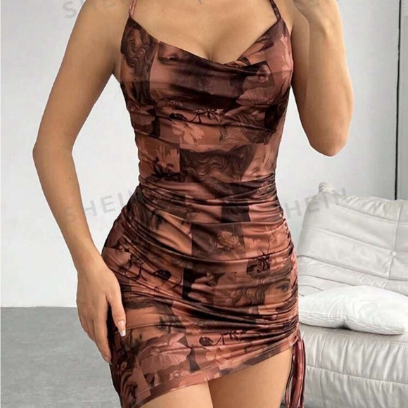 Figure Graphic Drawstring Side Draped Collar Ruched Bodycon Dress - Picture 1 of 1